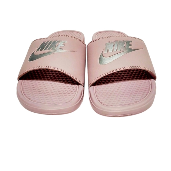 Nike Women's Gymnastics Shoe Sandals Size 9 - Picture 4 of 16